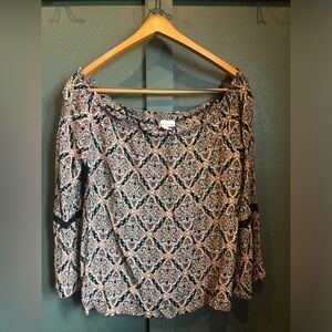 Off the shoulder top!